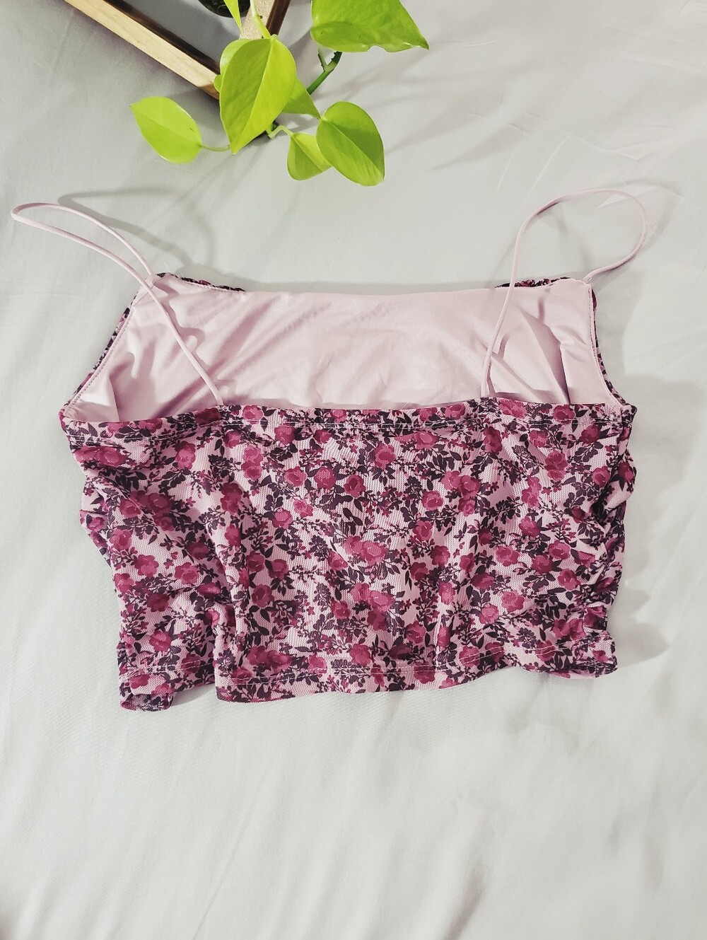 GARAGE Floral Ruffled Smock Pleated Rose Cami Crop Top - Picture 4 of 11
